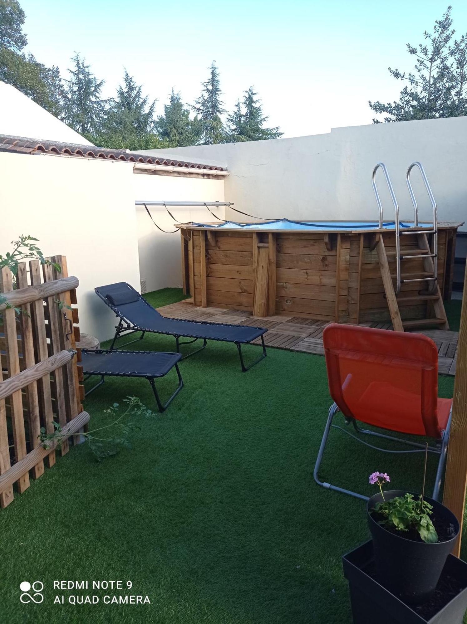 L'Estuaire Bed & Breakfast Saint-Seurin-de-Cursac Exterior photo